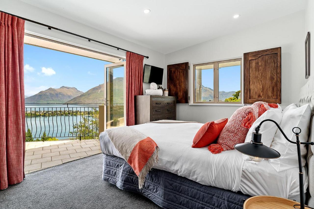The Star Of Queenstown Hill Luaran gambar