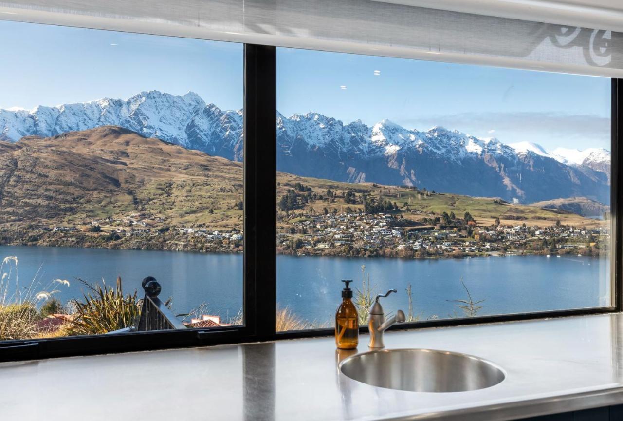 The Star Of Queenstown Hill Luaran gambar